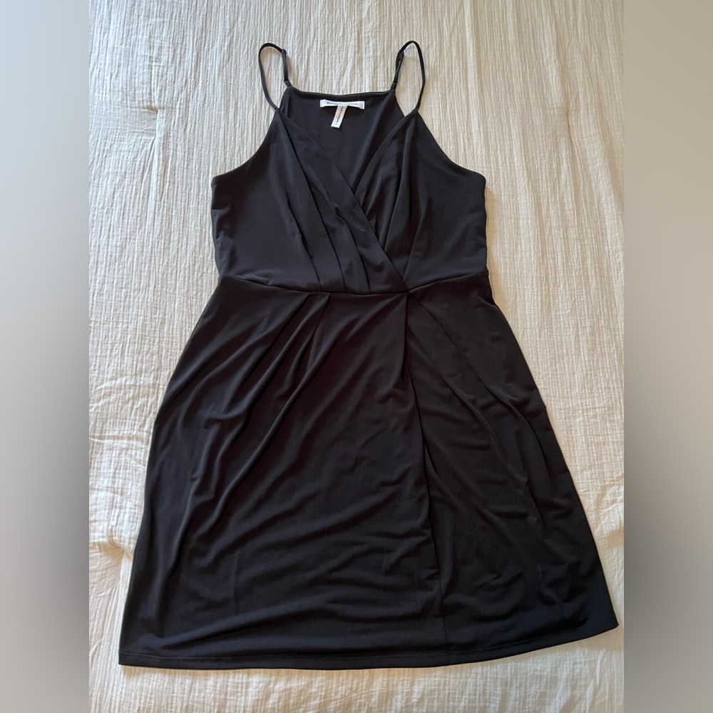 BCBGengeration Cocktail Dress (black- size S)